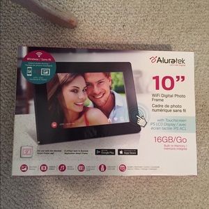 Aluratek 10 inch WiFi digital photo frame